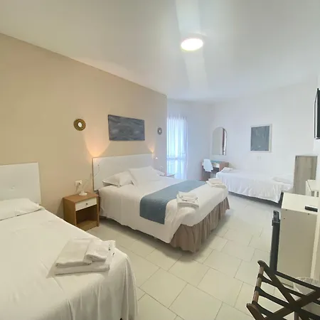 Hotell Lorenza E Mini