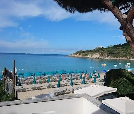 Lorenza E Mini Szálloda Spiaggia di Cavoli